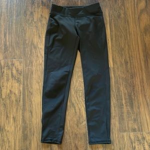 Old navy leggings size 8 EUC